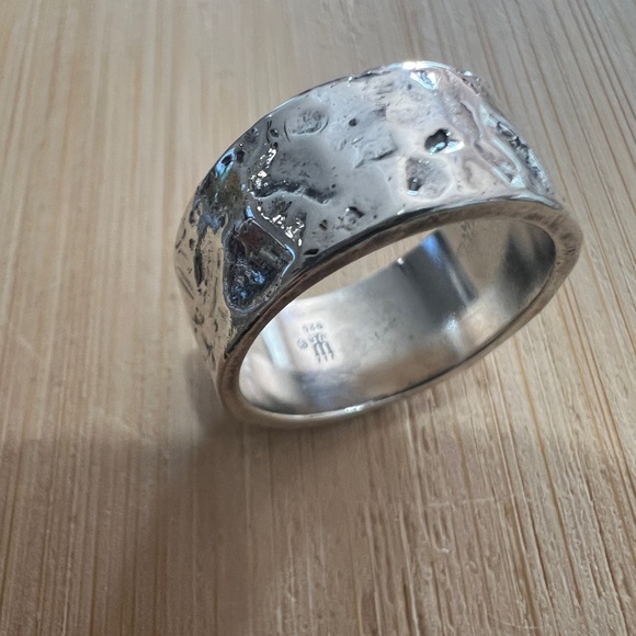 James Avery Silver Textured Cross Ring Size 8 - Picture 4 of 4